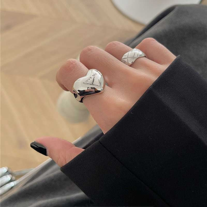 New Trendy Silver Color Rings Women Accessories Elegant Simple Smooth LOVE Heart Party Jewelry Birthday Gifts